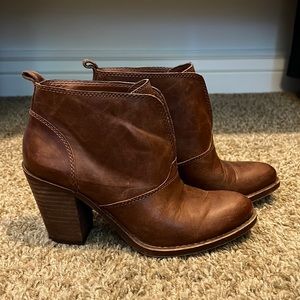 Lucky Brand ankle booties brown cognac
